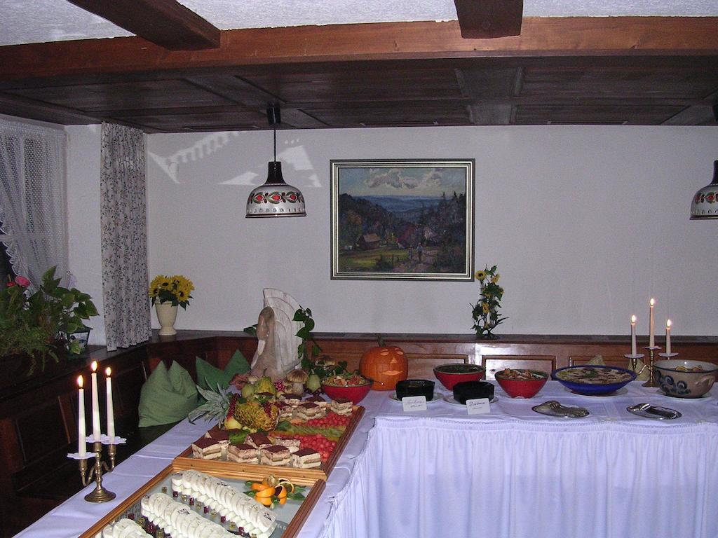 Landgasthof Zum Schwanen Хорнберг Экстерьер фото