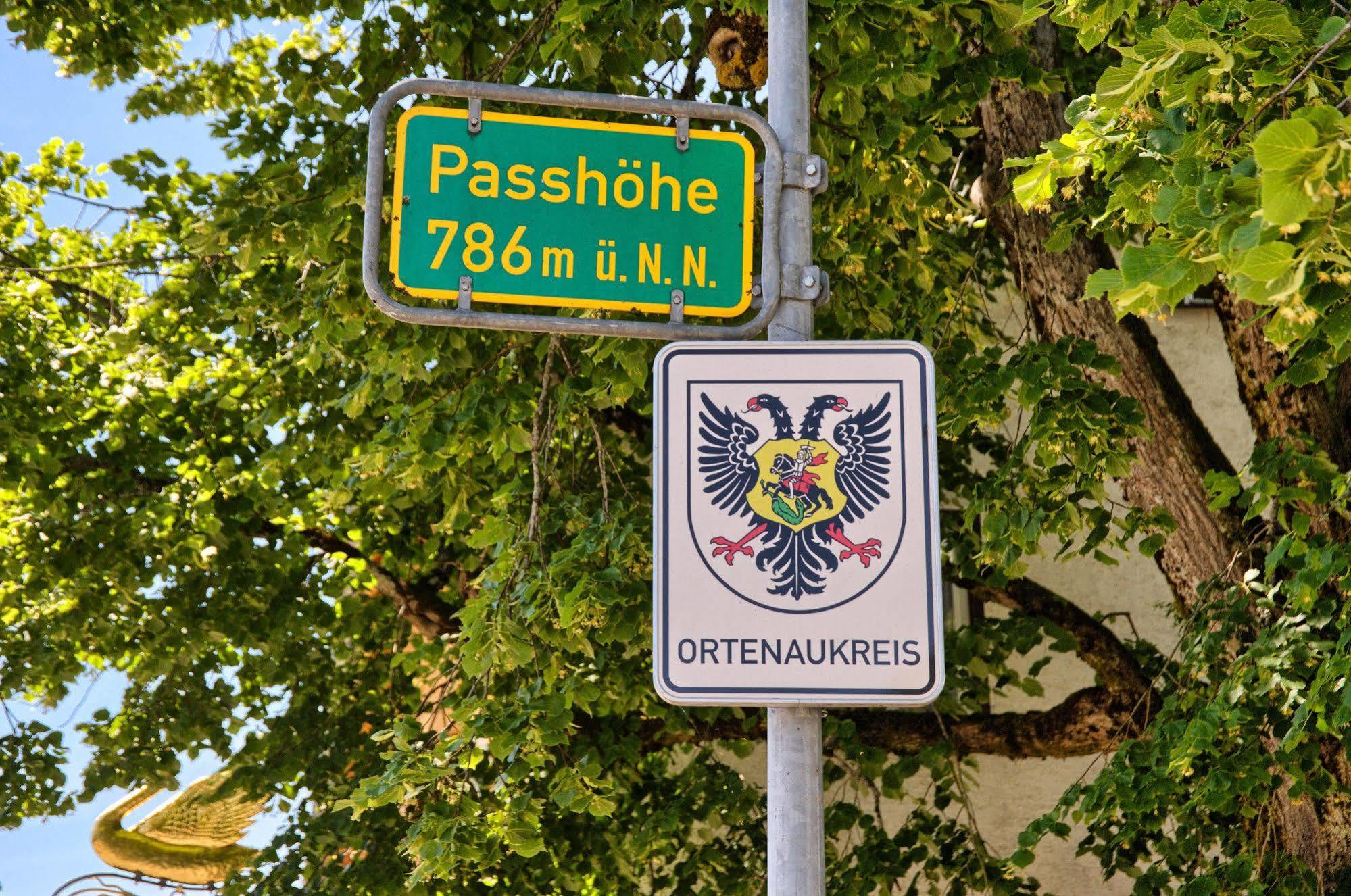 Landgasthof Zum Schwanen Хорнберг Экстерьер фото